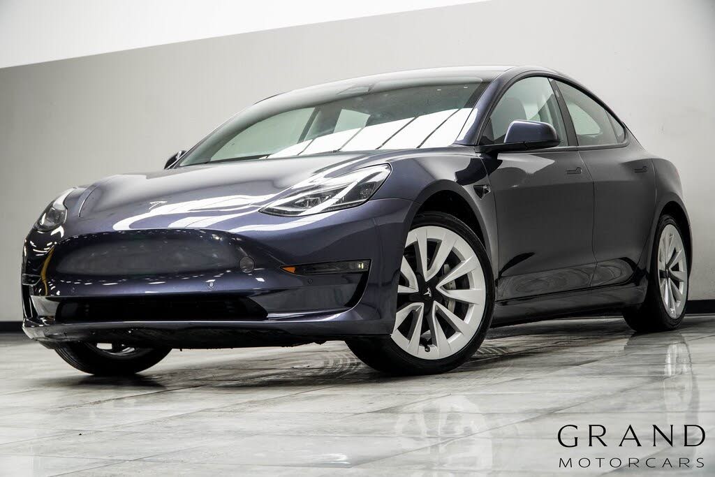 2022 Tesla Model 3 RWD