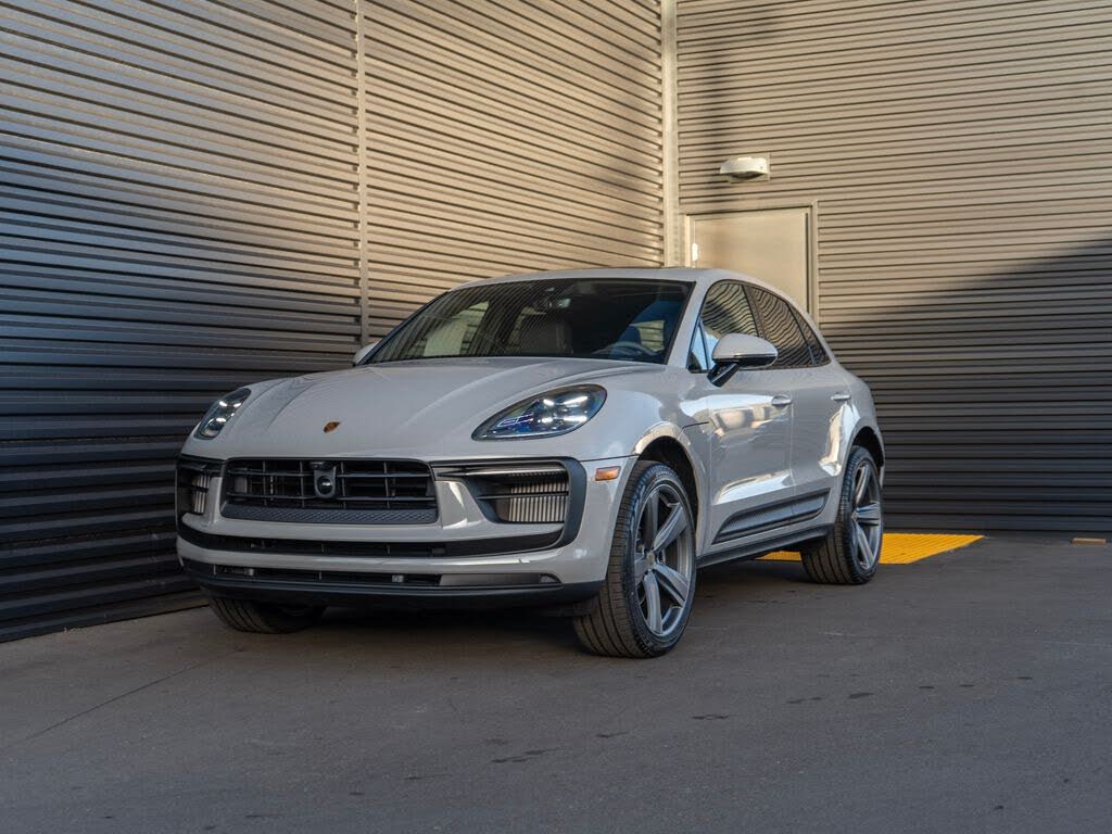 2026 Porsche Macan S AWD