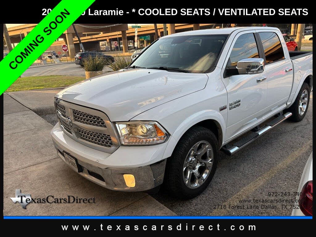2017 RAM 1500 Laramie Crew Cab RWD