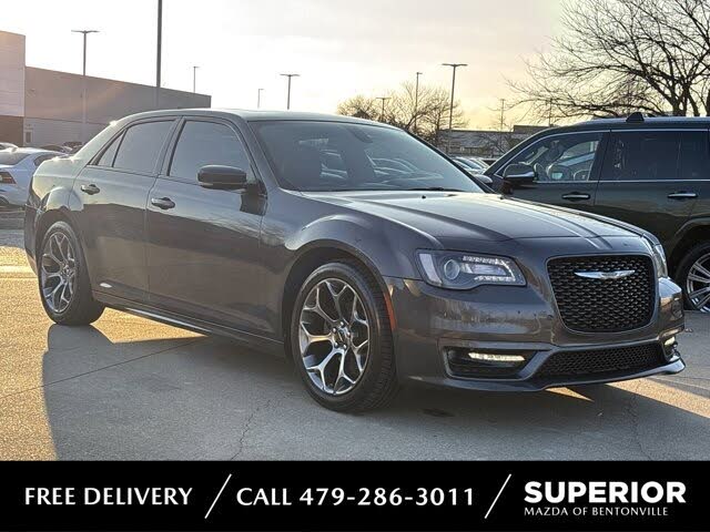 2018 Chrysler 300 S RWD