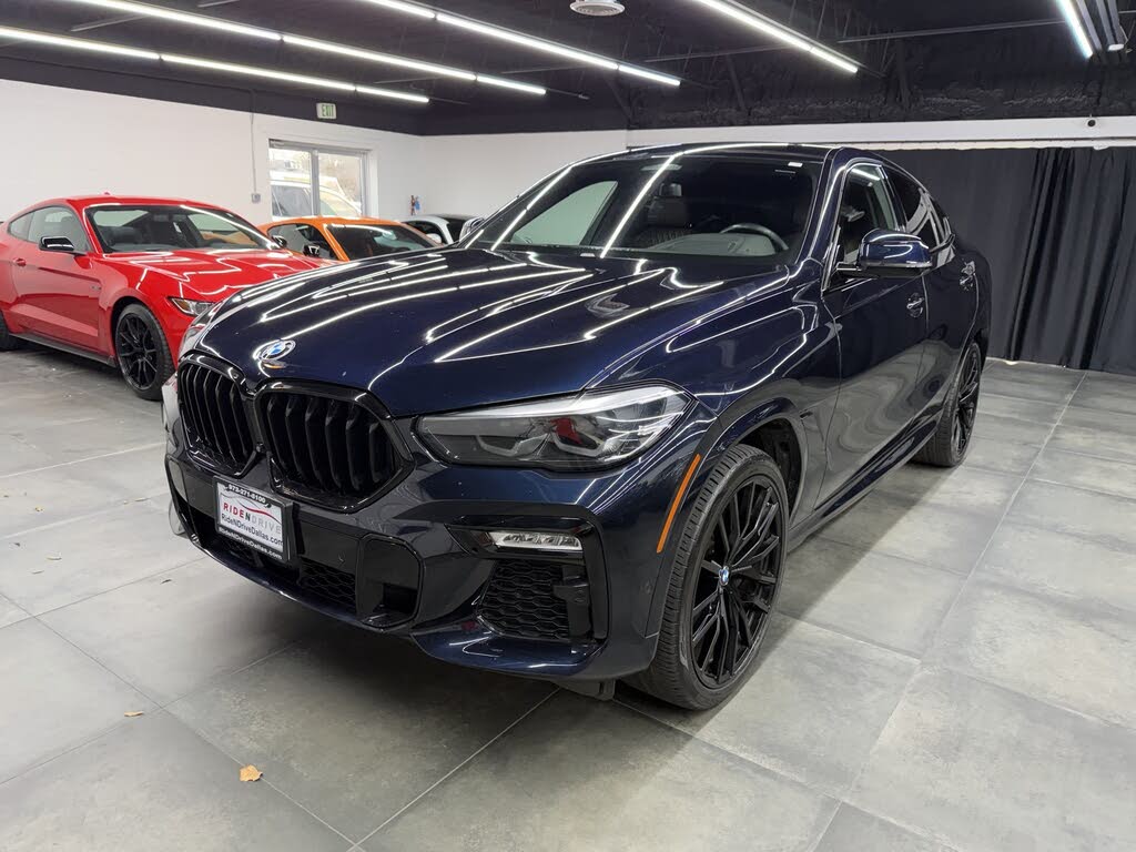 2021 BMW X6 M50i AWD