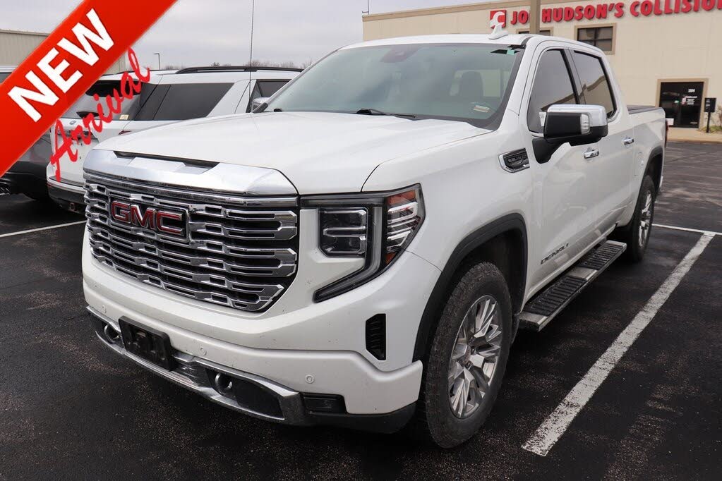 2023 GMC Sierra 1500 Denali Crew Cab 4WD