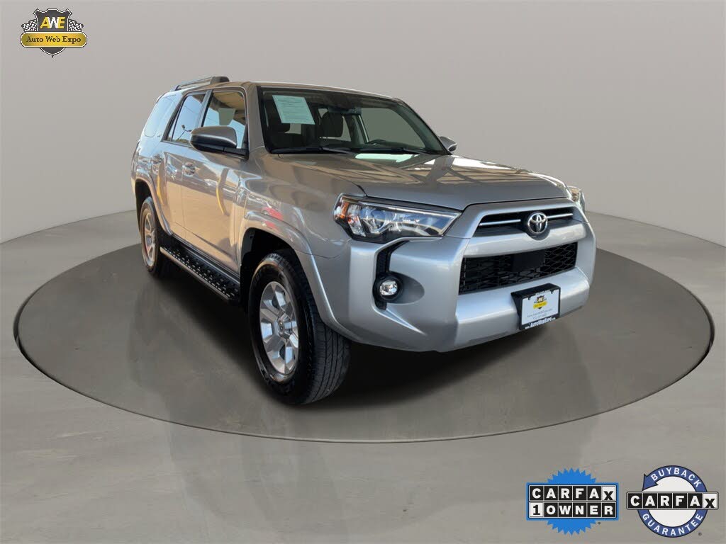 2024 Toyota 4Runner SR5 4WD