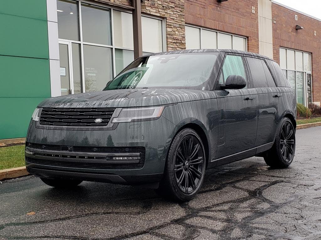 2025 Land Rover Range Rover P530 SE AWD