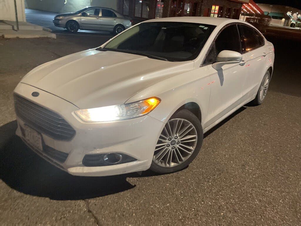 2014 Ford Fusion SE