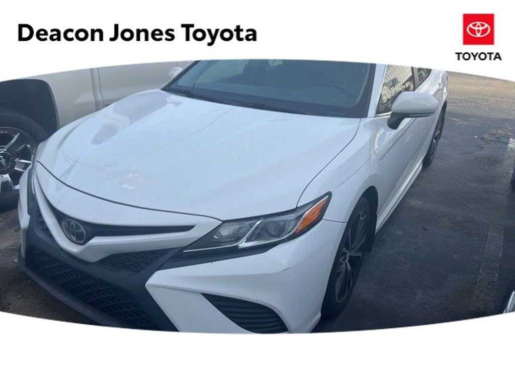 2018 Toyota Camry SE