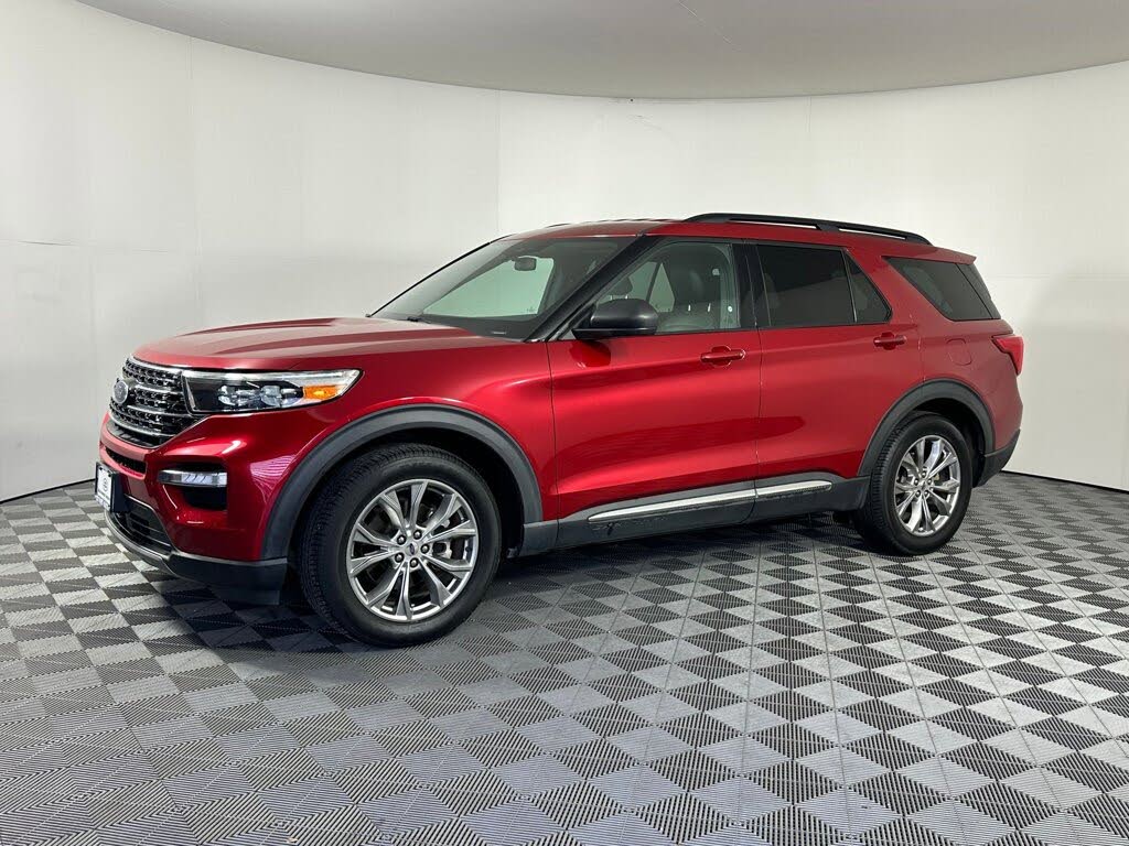 2020 Ford Explorer XLT RWD