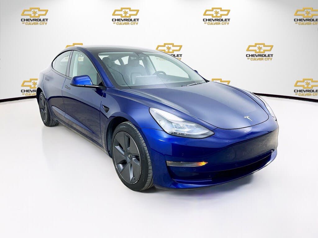 2022 Tesla Model 3 Long Range AWD