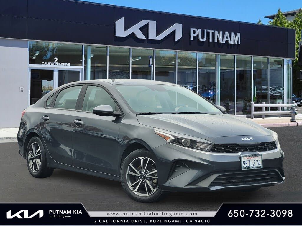 2023 Kia Forte LXS FWD