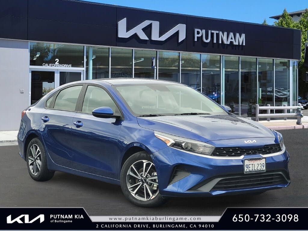 2023 Kia Forte LXS FWD