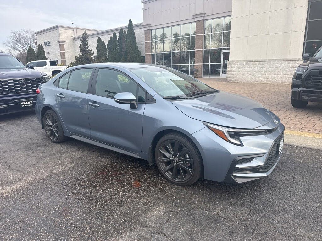 2024 Toyota Corolla SE FWD