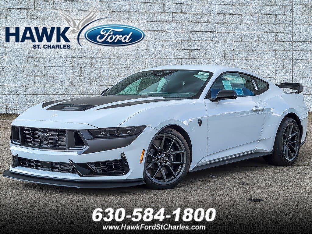 2025 Ford Mustang Dark Horse Fastback RWD