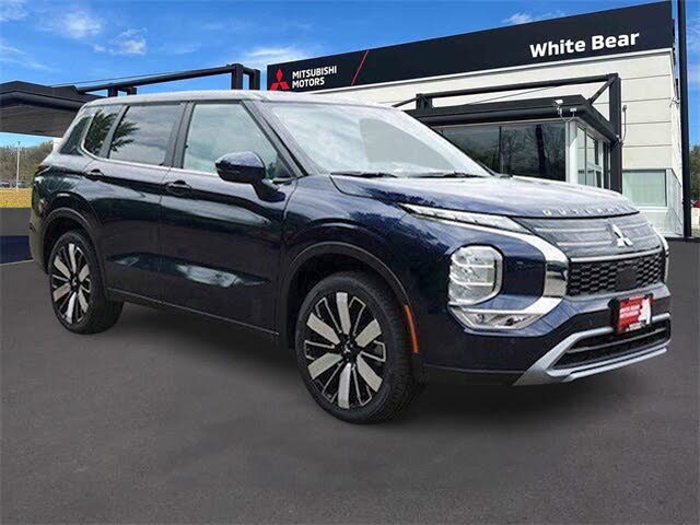 2025 Mitsubishi Outlander SE FWD