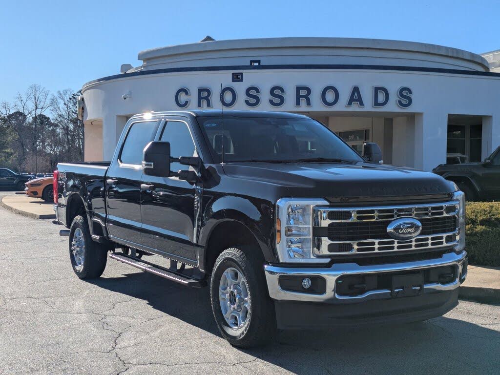 2026 Ford F-250 Super Duty XLT Crew Cab 4WD