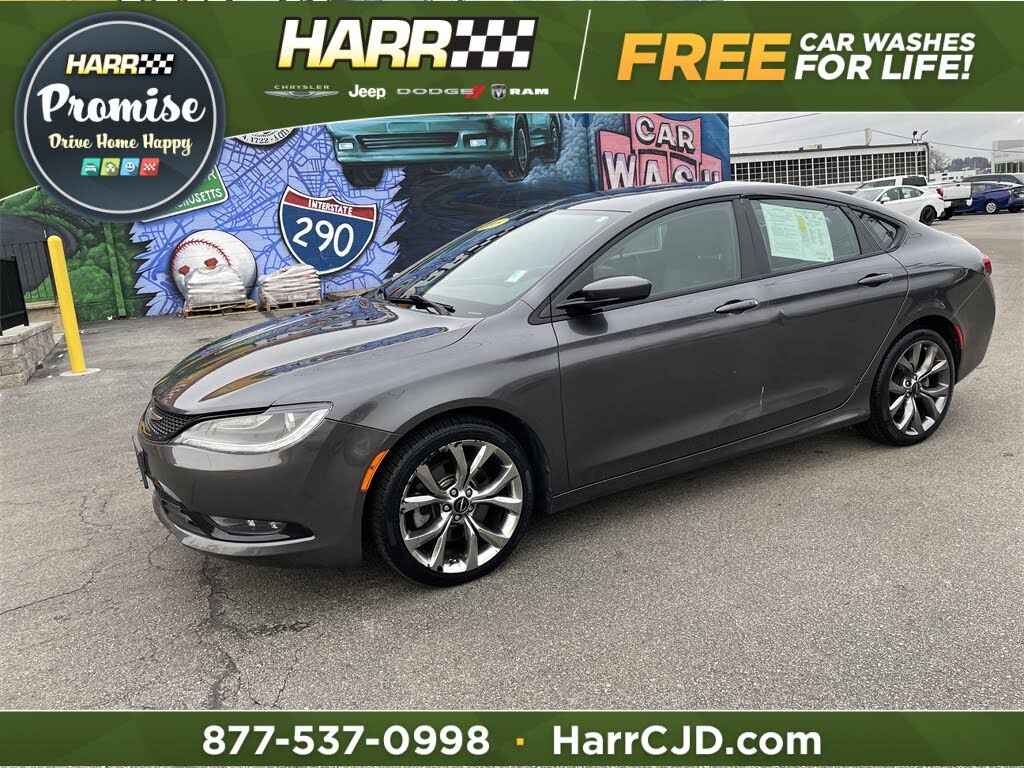 2015 Chrysler 200 S Sedan AWD
