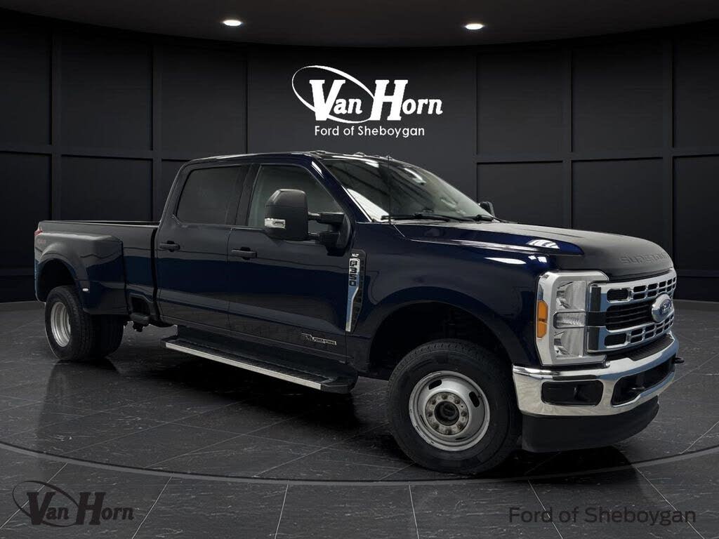 2023 Ford F-350 Super Duty XLT Crew Cab LB DRW 4WD