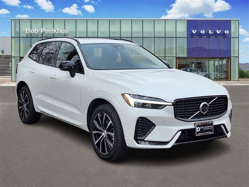 2025 Volvo XC60 B5 Plus Dark Theme AWD