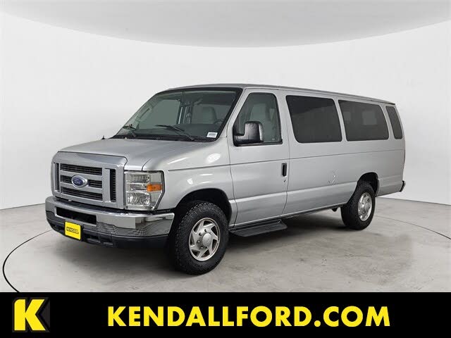 2011 Ford E-Series E-350 XLT Super Duty Extended Passenger Van