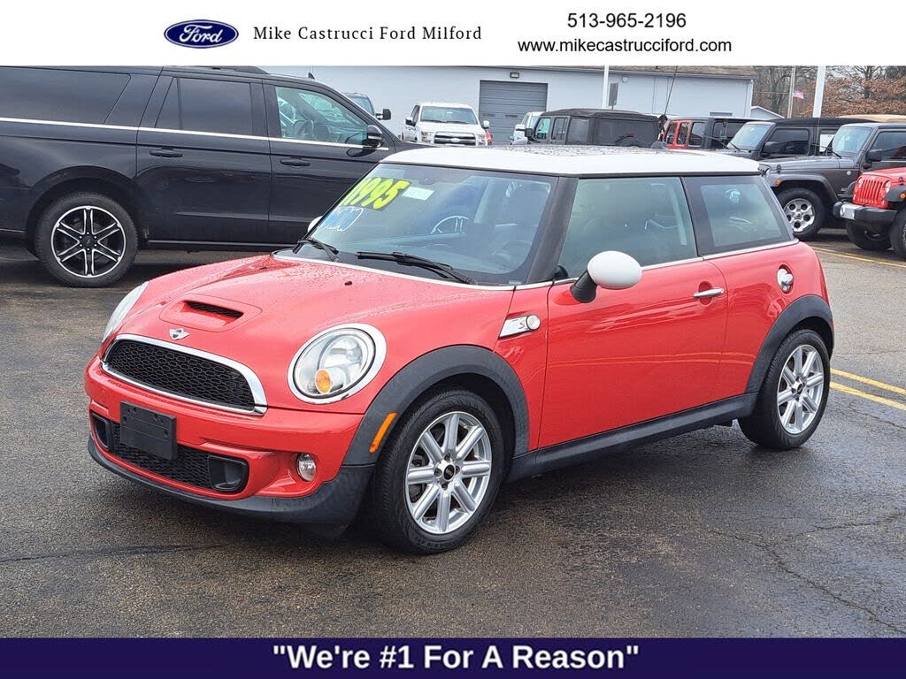 2013 MINI Cooper S Hatchback FWD