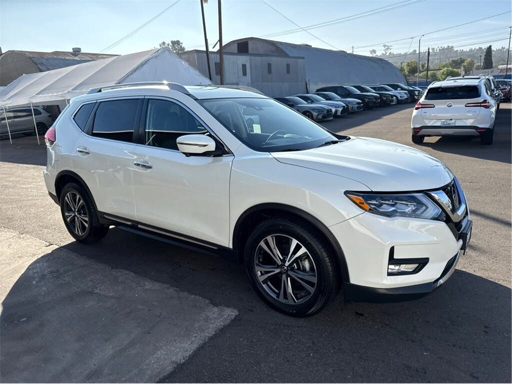 2017 Nissan Rogue SL FWD