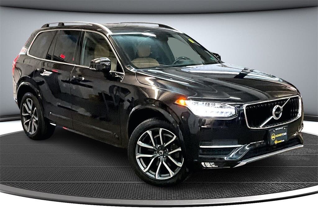 2019 Volvo XC90 T6 Momentum AWD