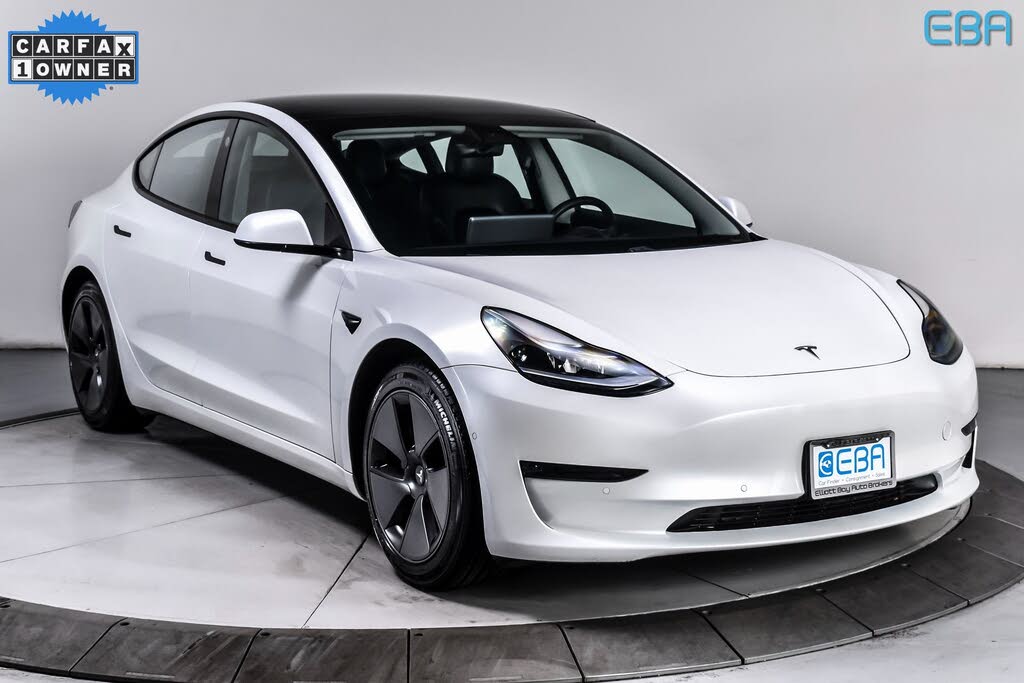 2021 Tesla Model 3 Standard Range Plus RWD