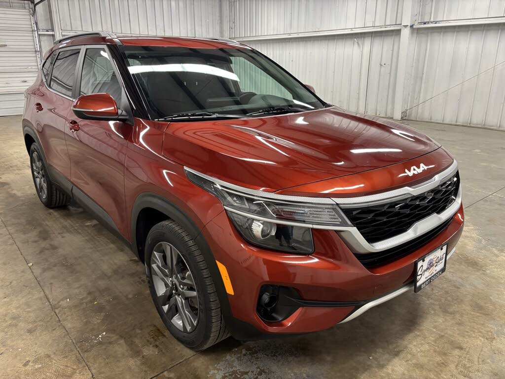 2023 Kia Seltos S FWD