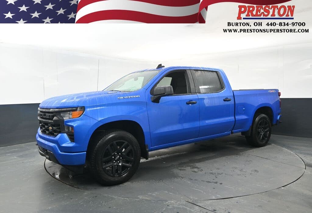 2025 Chevrolet Silverado 1500 Custom Crew Cab 4WD