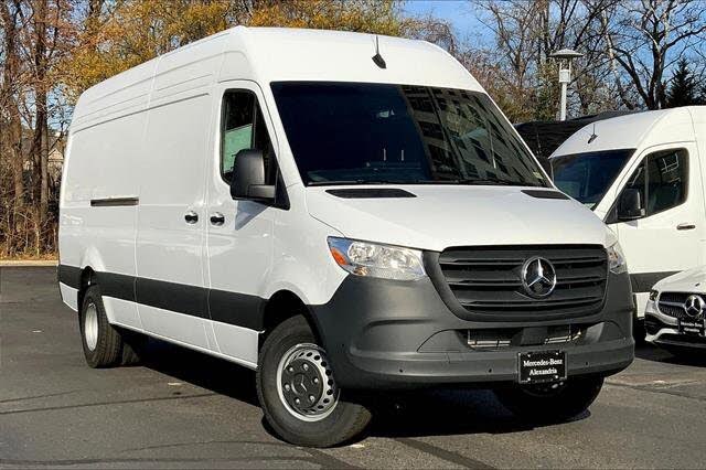 2025 Mercedes-Benz Sprinter