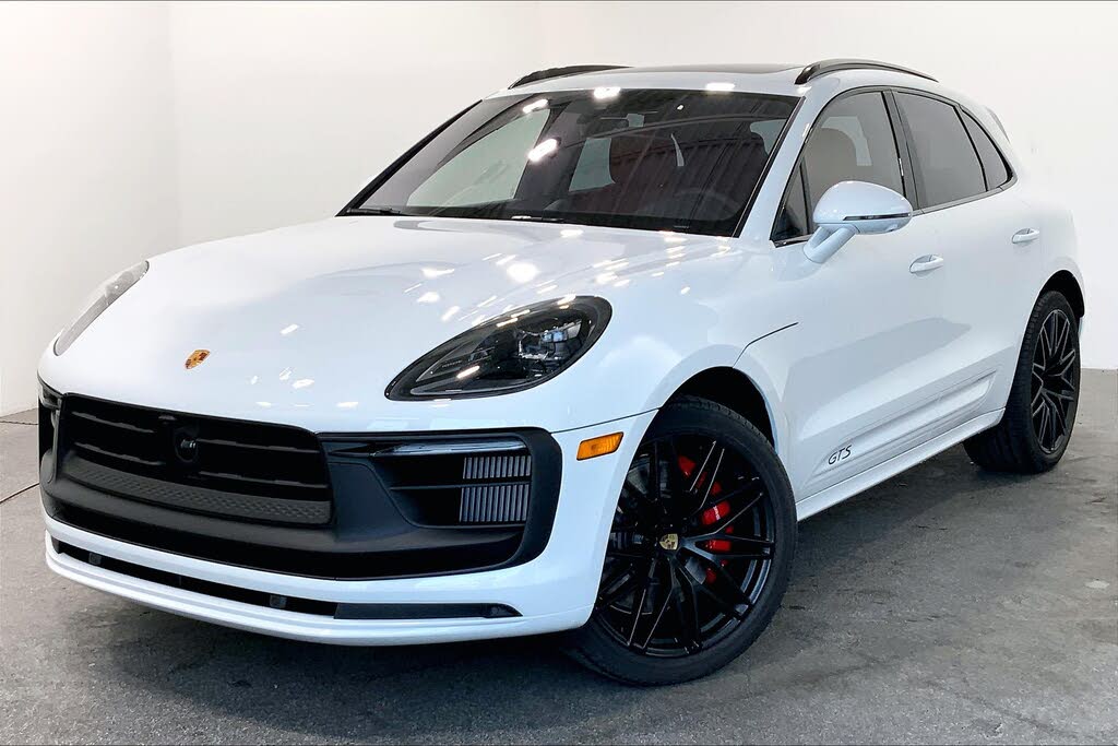 2026 Porsche Macan GTS AWD