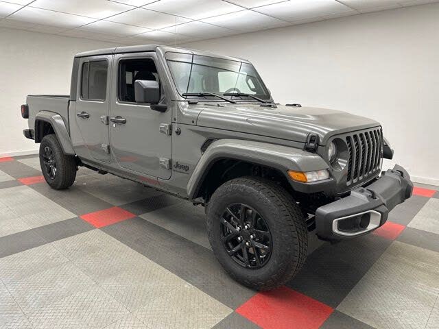 2023 Jeep Gladiator Sport Crew Cab 4WD