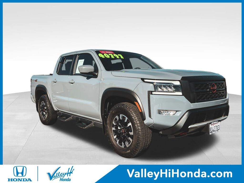 2023 Nissan Frontier PRO-4X Crew Cab 4WD