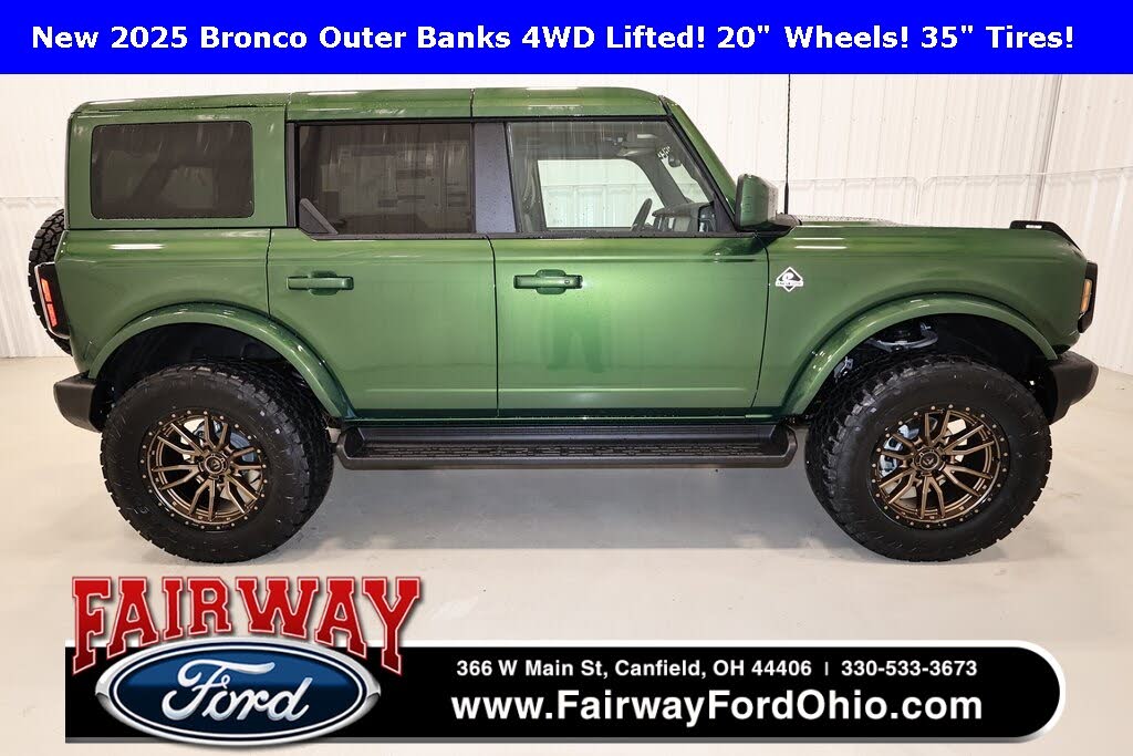 2025 Ford Bronco Outer Banks 4-Door 4WD