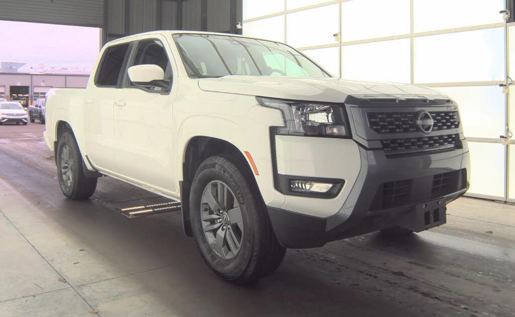 2025 Nissan Frontier SV Crew Cab RWD