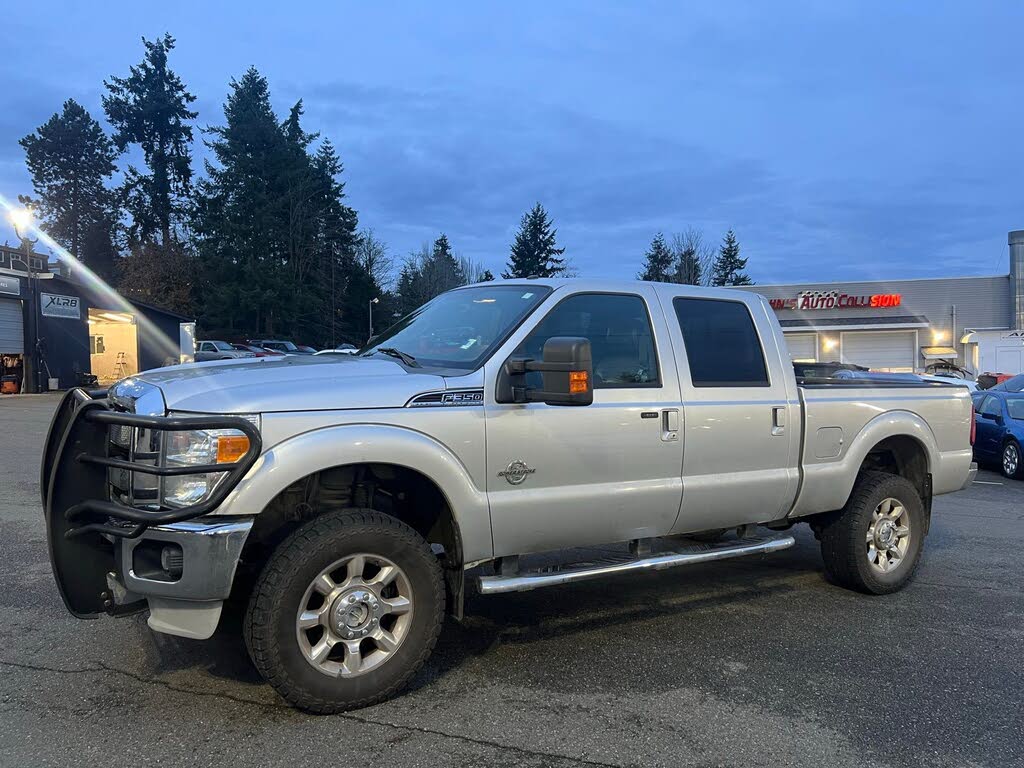 2011 Ford F-350 Super Duty Lariat Crew Cab 4WD