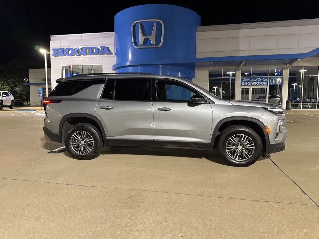 2024 Chevrolet Traverse LT AWD