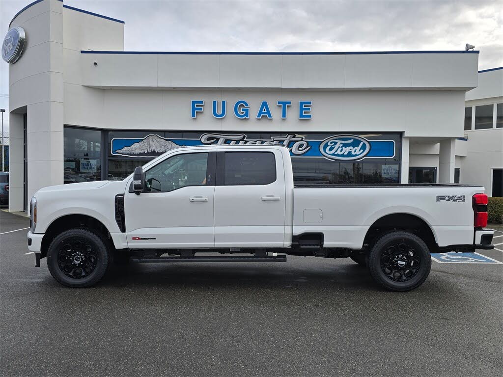 2026 Ford F-350 Super Duty Lariat Crew Cab 4WD