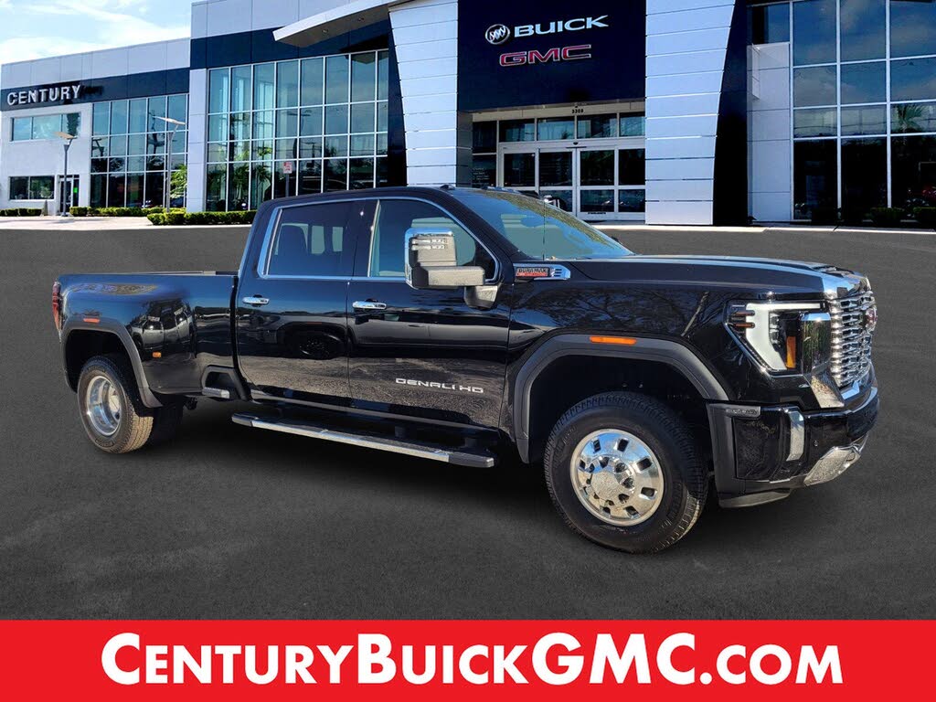 2026 GMC Sierra 3500HD Denali Crew Cab 4WD