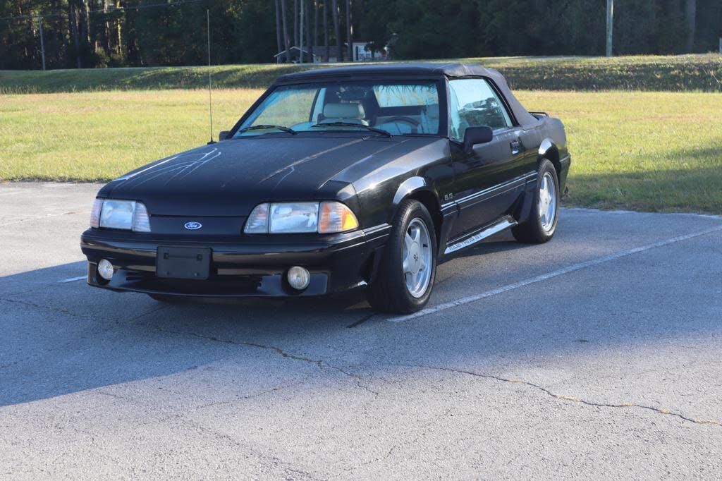 1993 Ford Mustang GT Convertible RWD
