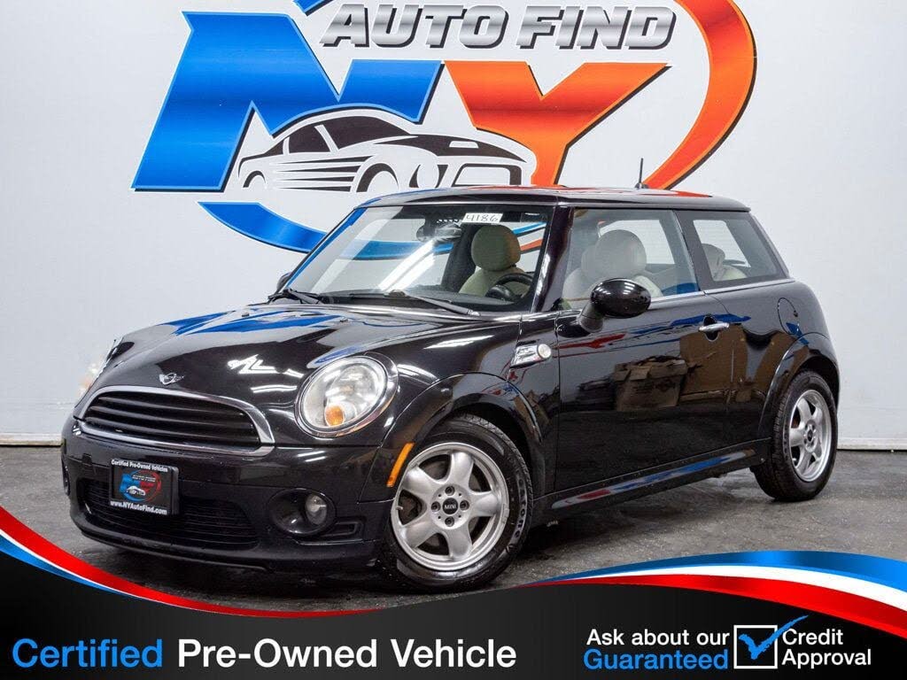2011 MINI Cooper Base Hatchback
