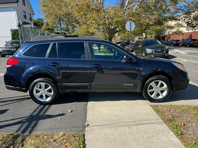 2013 Subaru Outback 2.5i Limited