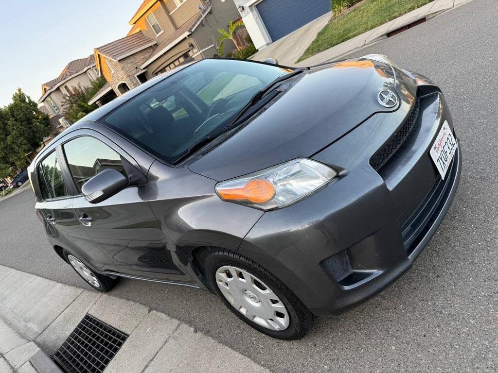 2014 Scion xD Base