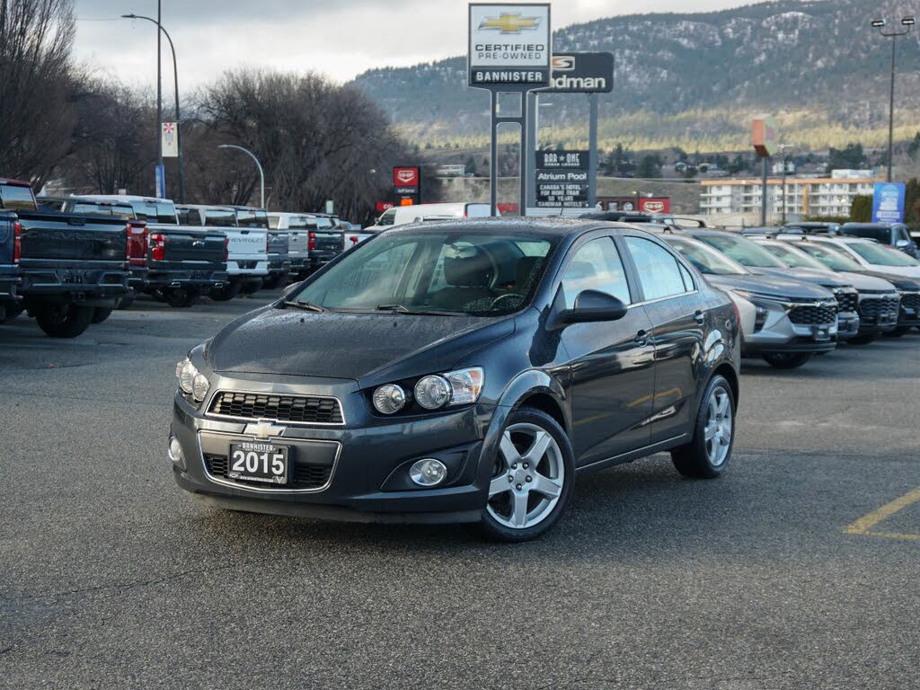 2015 Chevrolet Sonic LT Sedan FWD