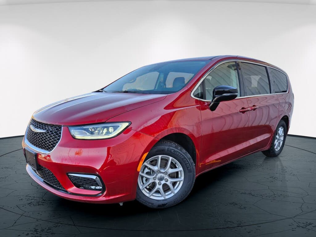 2024 Chrysler Pacifica Touring L FWD