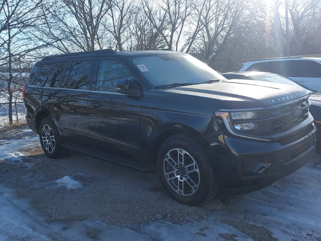 2025 Ford Expedition MAX Active 4WD