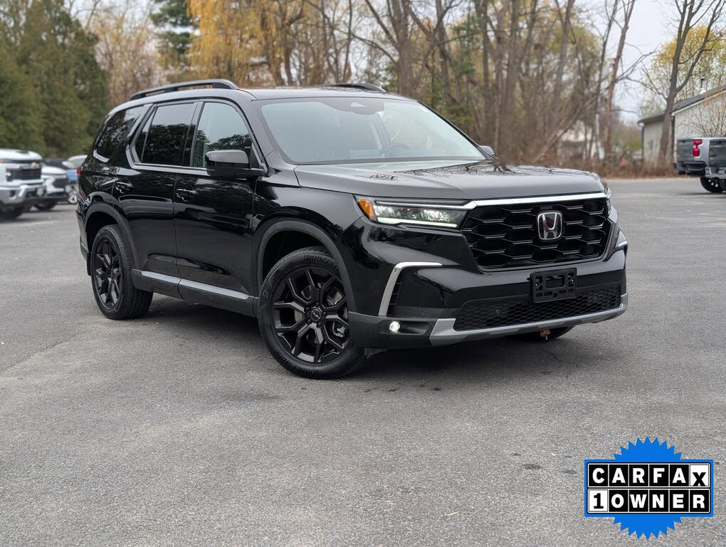2025 Honda Pilot Touring AWD