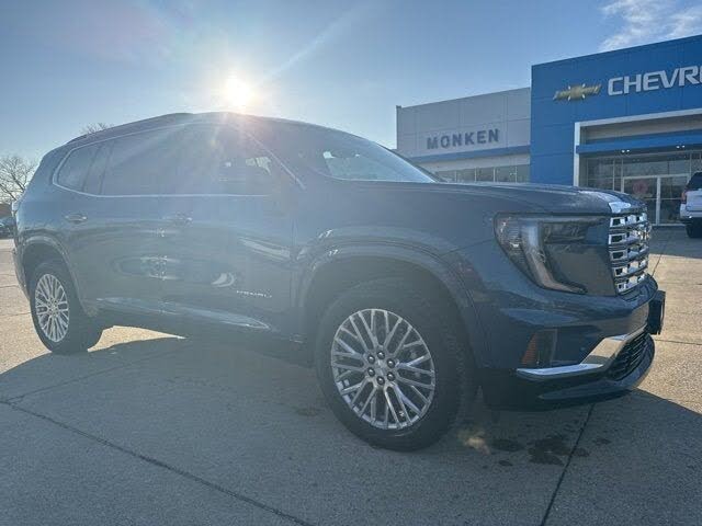 2026 GMC Acadia Denali AWD