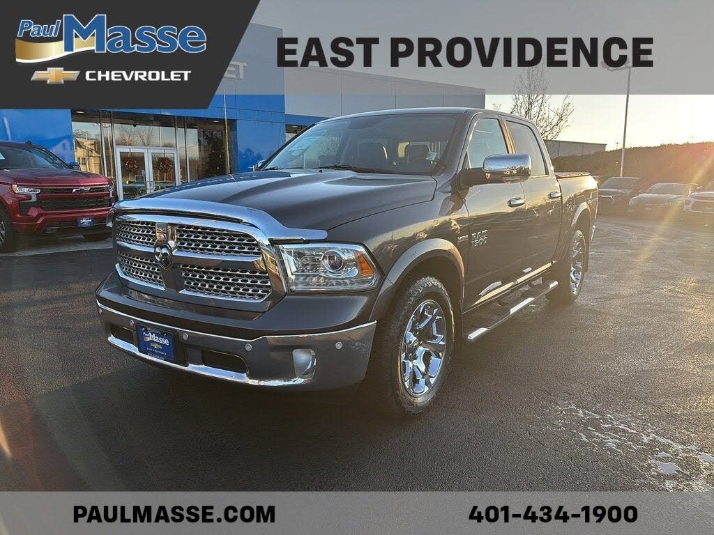 2017 RAM 1500 Laramie Crew Cab 4WD