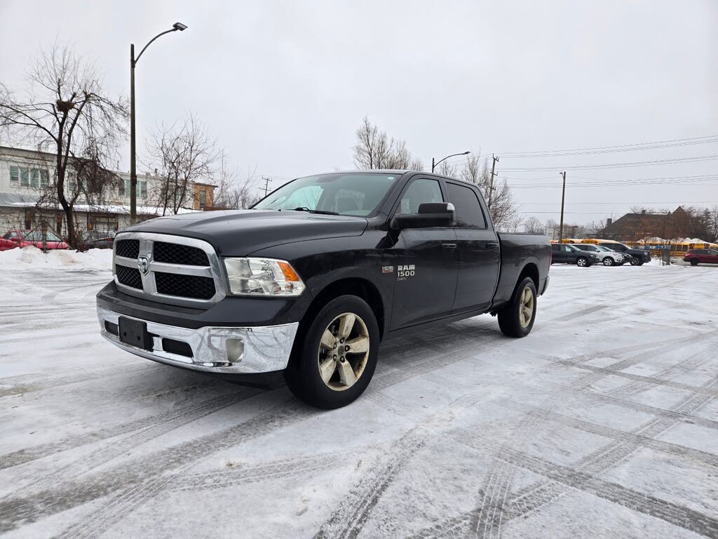 2019 RAM 1500 Classic SLT Crew Cab 4WD
