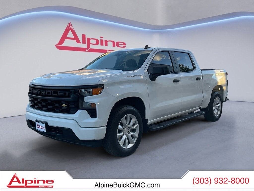 2022 Chevrolet Silverado 1500 Custom Crew Cab 4WD